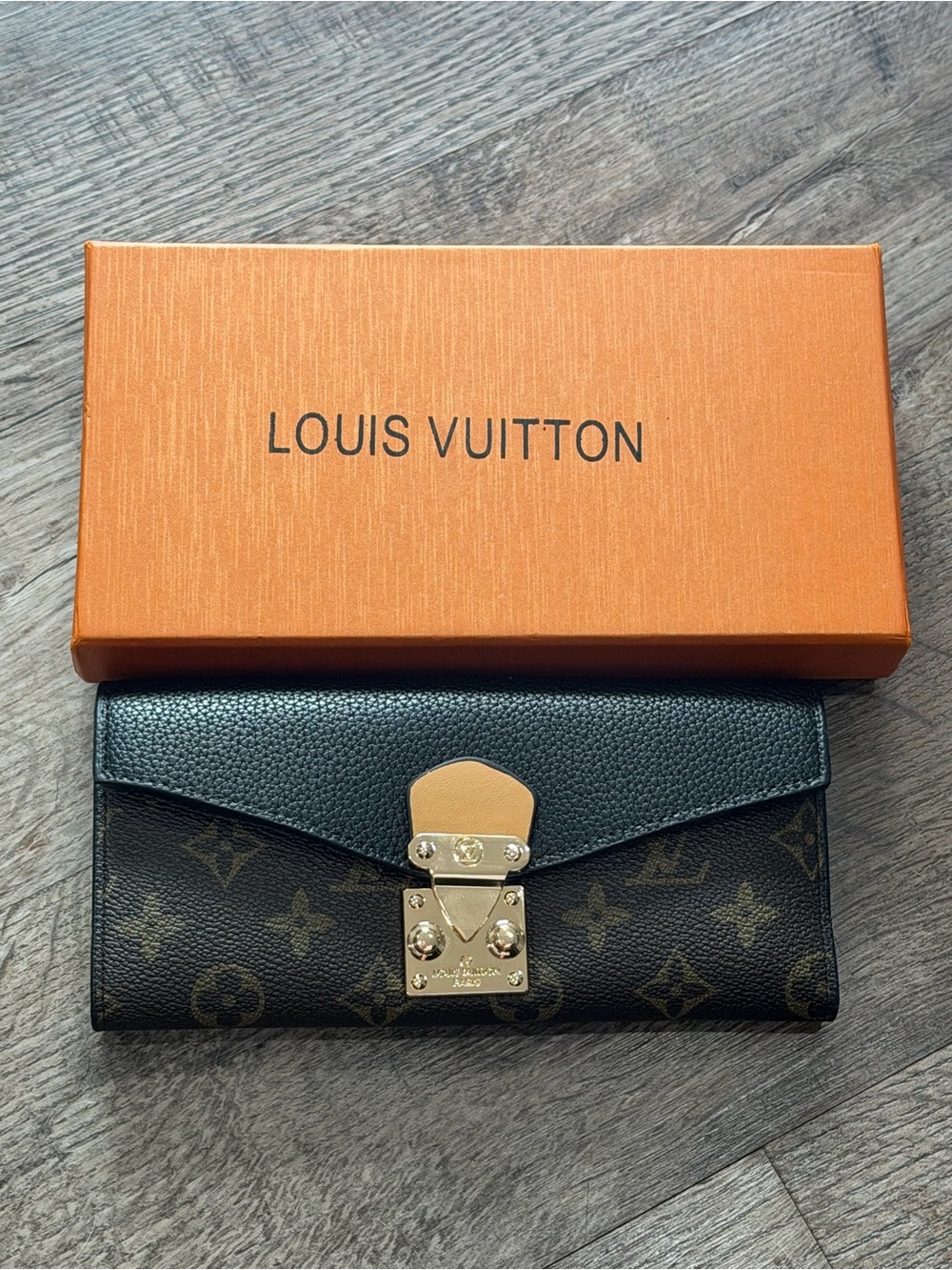 Black Monogram & Tan Accent Card Holder with Gold Lock